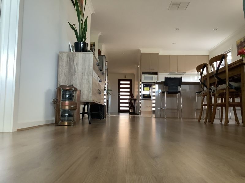 8 Cups Court, Clyde North VIC 3978