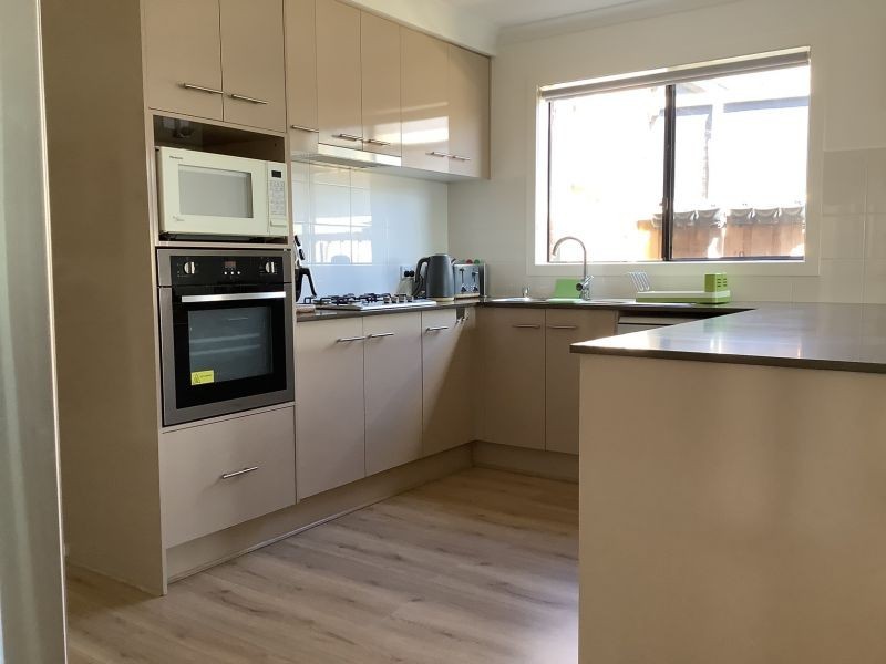 8 Cups Court, Clyde North VIC 3978