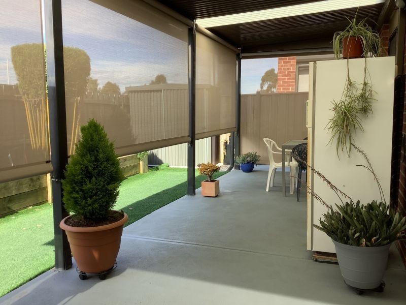 8 Cups Court, Clyde North VIC 3978