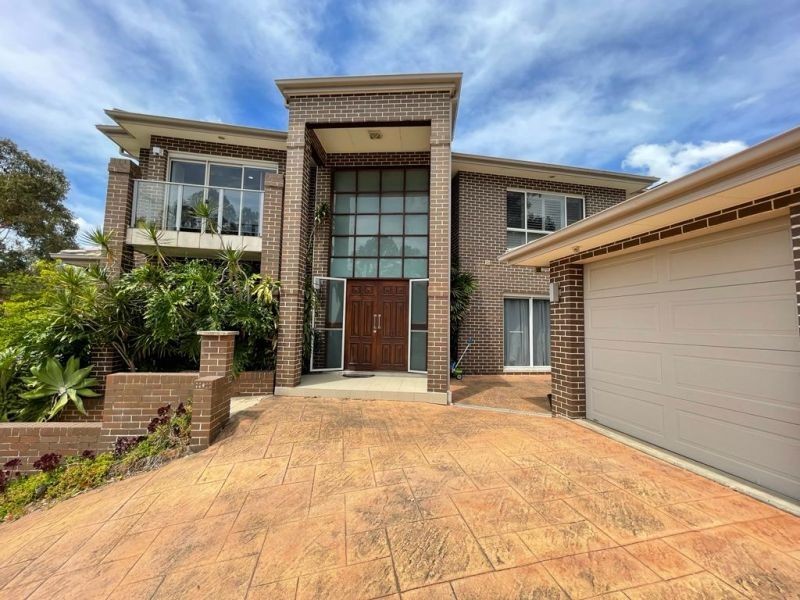 4 Mungerie Road, Beaumont Hills NSW 2155