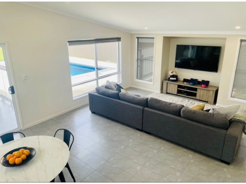 22-24 Highland Way, Biloela QLD 4715