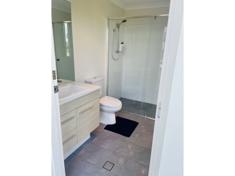 22-24 Highland Way, Biloela QLD 4715