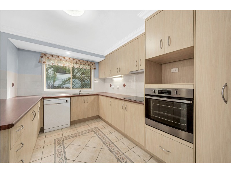 6 Douglas Street, Tannum Sands QLD 4680