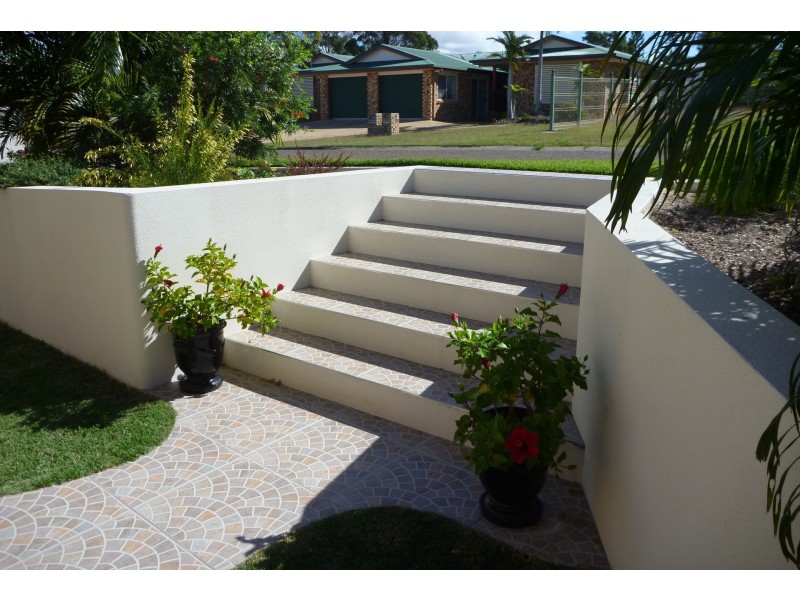 6 Douglas Street, Tannum Sands QLD 4680