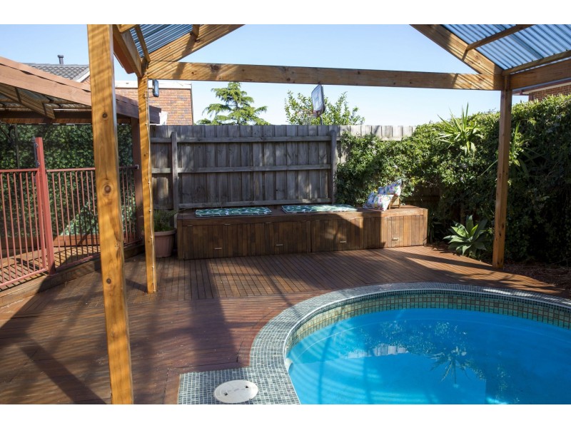 21 Maryn Close, Berwick VIC 3806