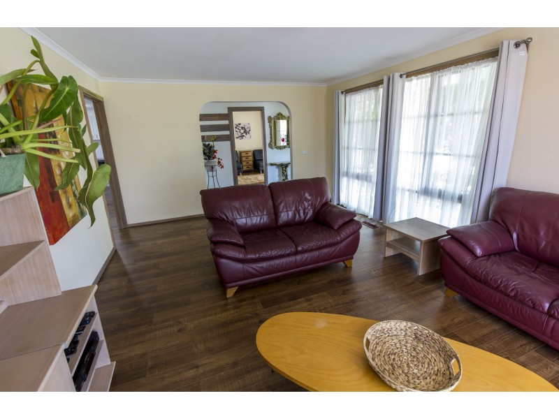 21 Maryn Close, Berwick VIC 3806