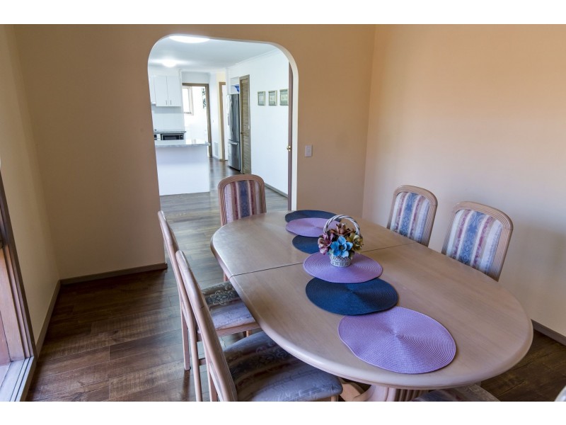 21 Maryn Close, Berwick VIC 3806