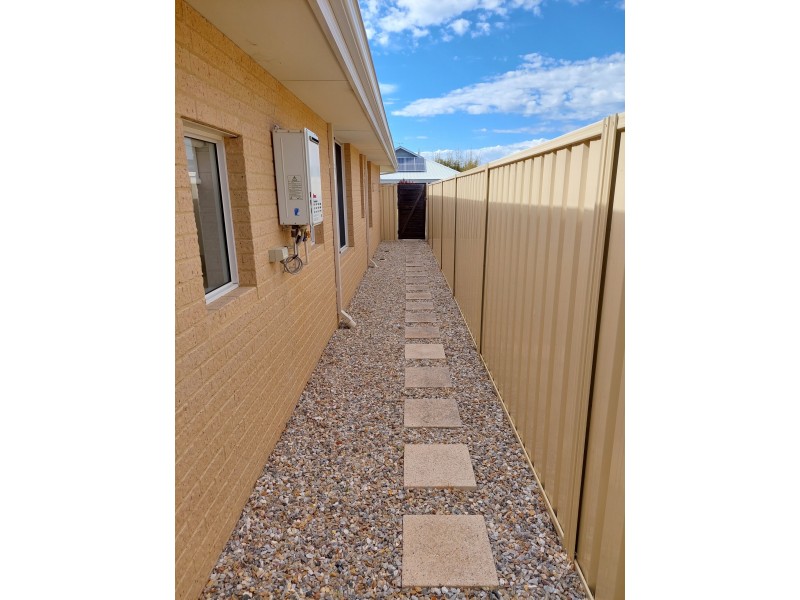 10 Siding Road, West Busselton WA 6280