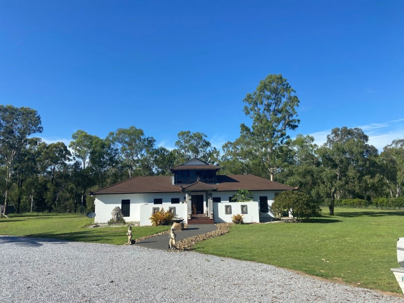 8 Ambrose Lane, Beecher QLD 4680