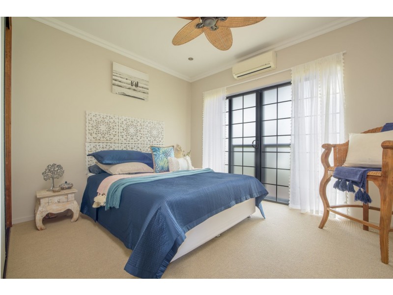 8 Ambrose Lane, Beecher QLD 4680