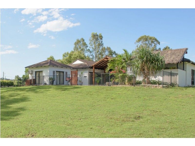 8 Ambrose Lane, Beecher QLD 4680