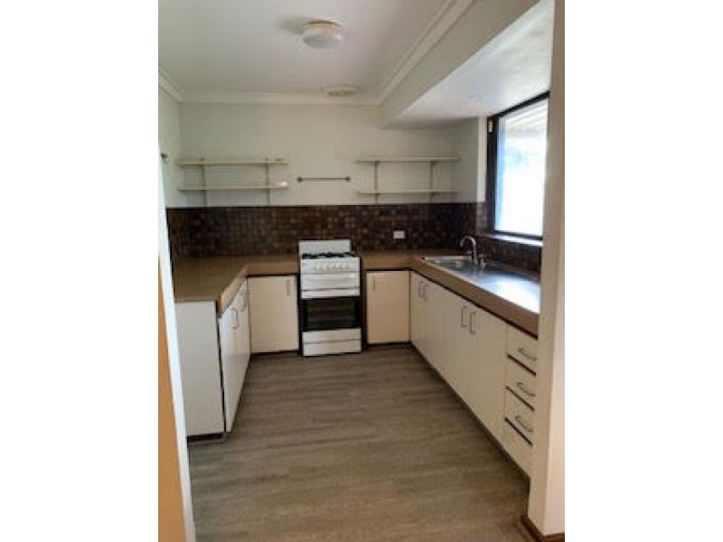 5/10 Tarun court, Cannington WA 6107