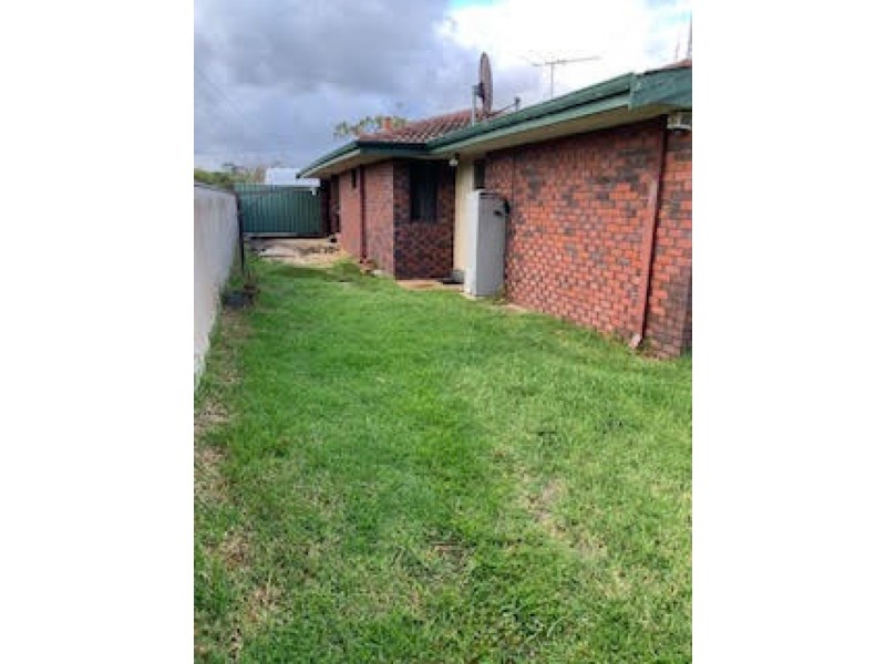 5/10 Tarun court, Cannington WA 6107