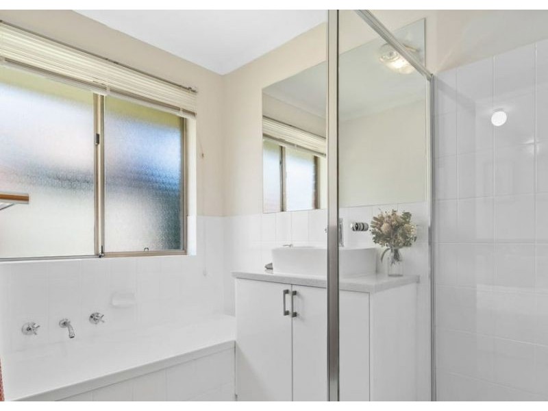 3 Quinton Ave, Tranmere SA 5073