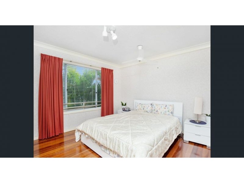 34/2 St Kevins Avenue, Benowa QLD 4217