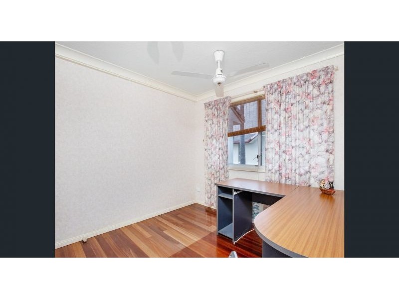 34/2 St Kevins Avenue, Benowa QLD 4217
