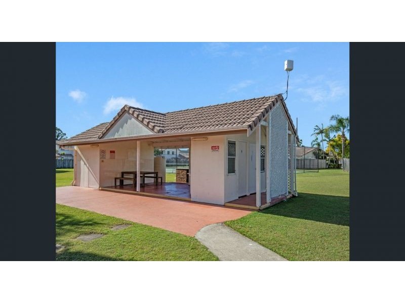 34/2 St Kevins Avenue, Benowa QLD 4217