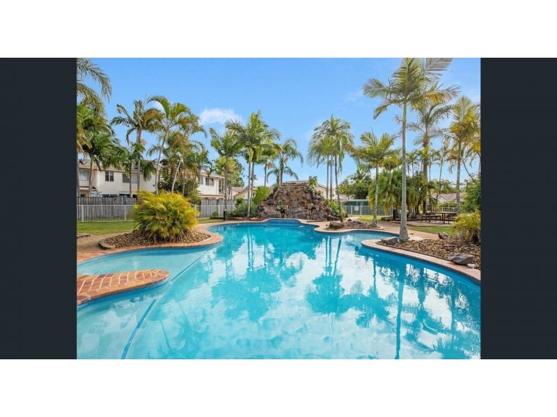 34/2 St Kevins Avenue, Benowa QLD 4217