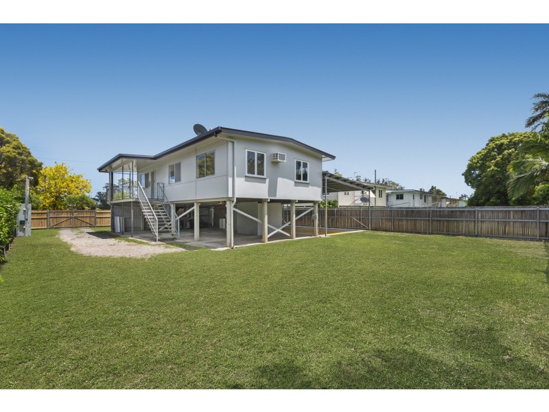 454 Ross River Road, Cranbrook QLD 4814