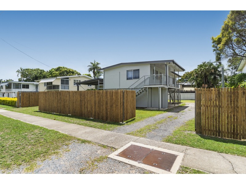 454 Ross River Road, Cranbrook QLD 4814