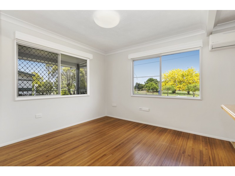 454 Ross River Road, Cranbrook QLD 4814