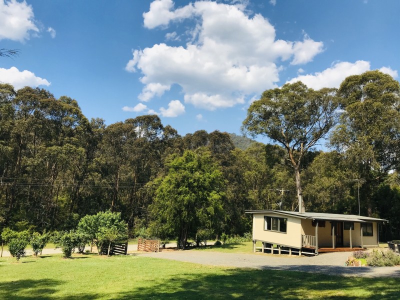 22 Reefton Drive, Mcmahons Creek VIC 3799
