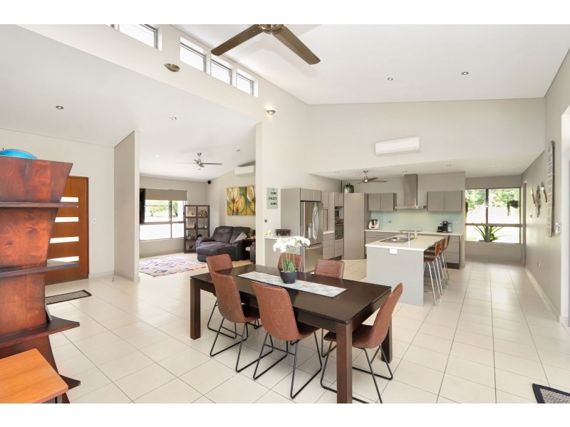 6 Dinan Close, Bulgun QLD 4854