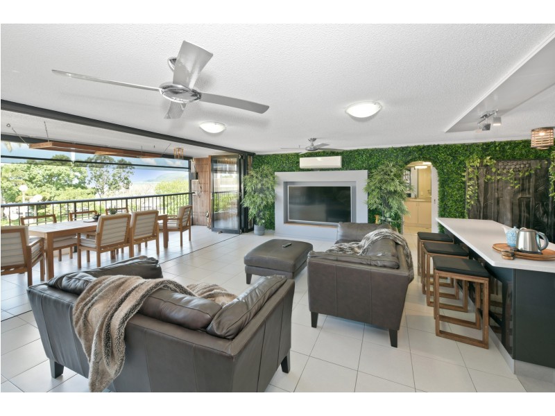 10/107 Esplanade, Cairns City QLD 4870