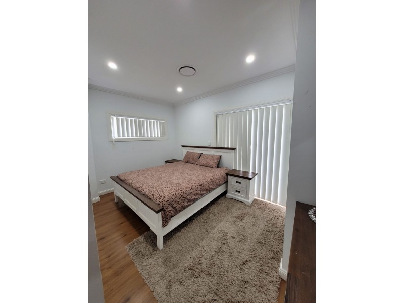 10C & 10D Chrysanthemum Avenue, Lurnea NSW 2170