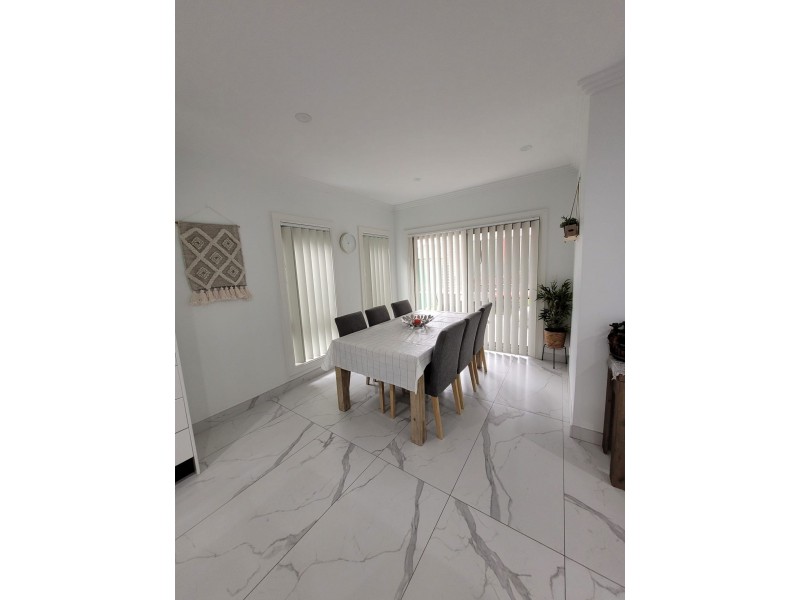 10C & 10D Chrysanthemum Avenue, Lurnea NSW 2170