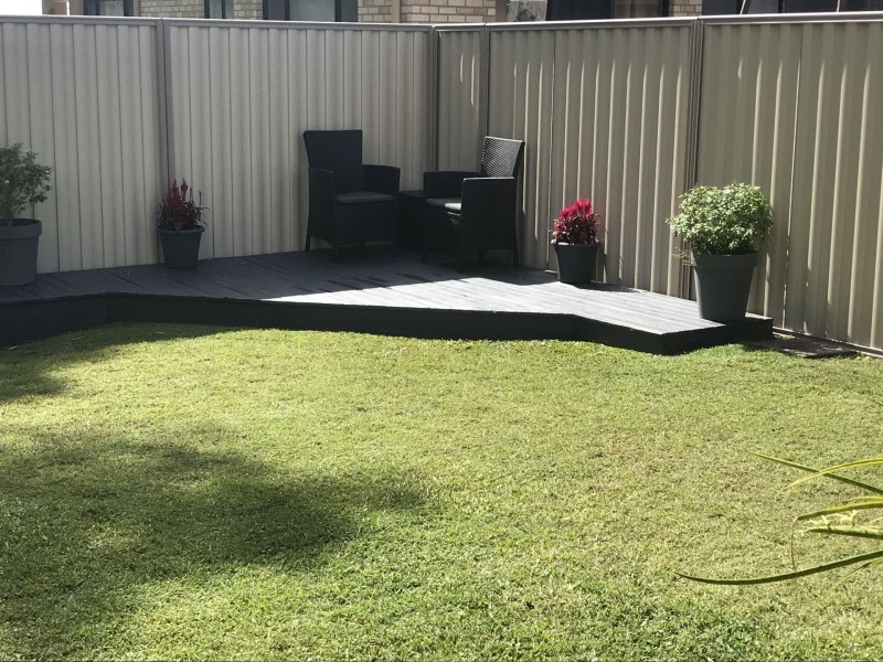 18 Rushcutters Court, Sandstone Point QLD 4511