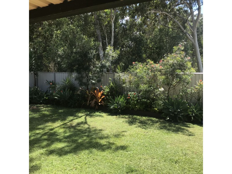 18 Rushcutters Court, Sandstone Point QLD 4511
