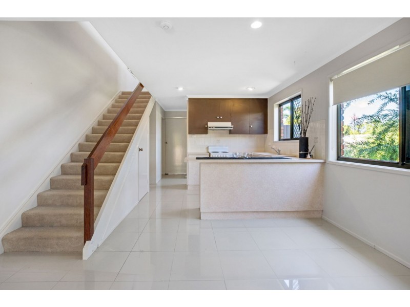 18 Annie Wood Avenue, Mount Pleasant QLD 4740