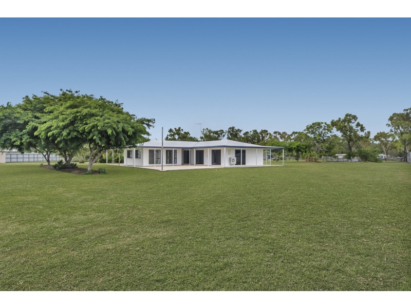 37 Maxwell Drive, Deeragun QLD 4818