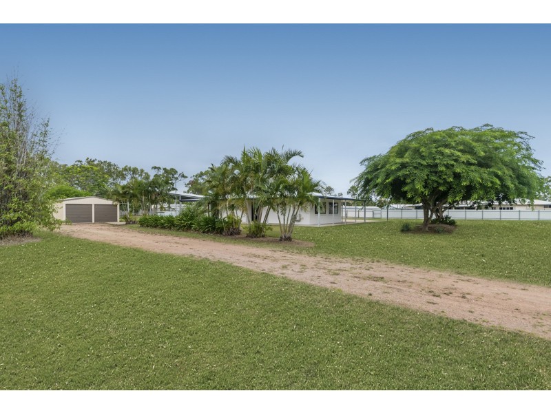37 Maxwell Drive, Deeragun QLD 4818