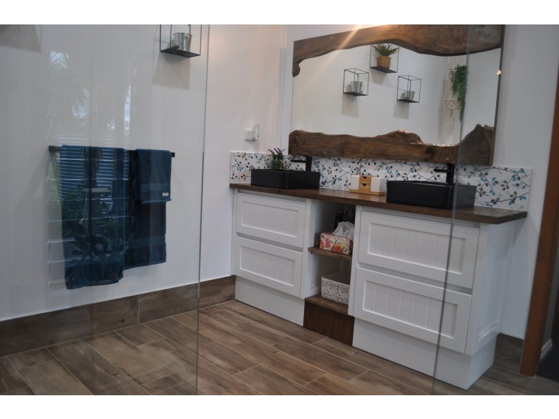 380 Short Cut Rd, Delan QLD 4671