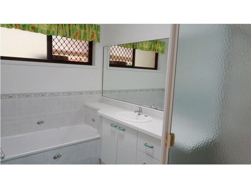 5 Meljaren Place, Buderim QLD 4556