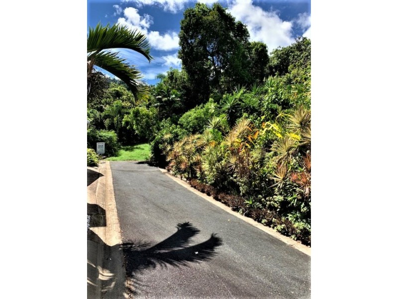 16 Nara Ave, Airlie Beach QLD 4802