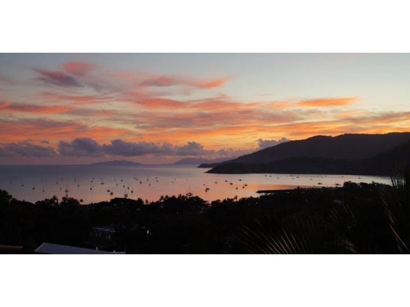 16 Nara Ave, Airlie Beach QLD 4802
