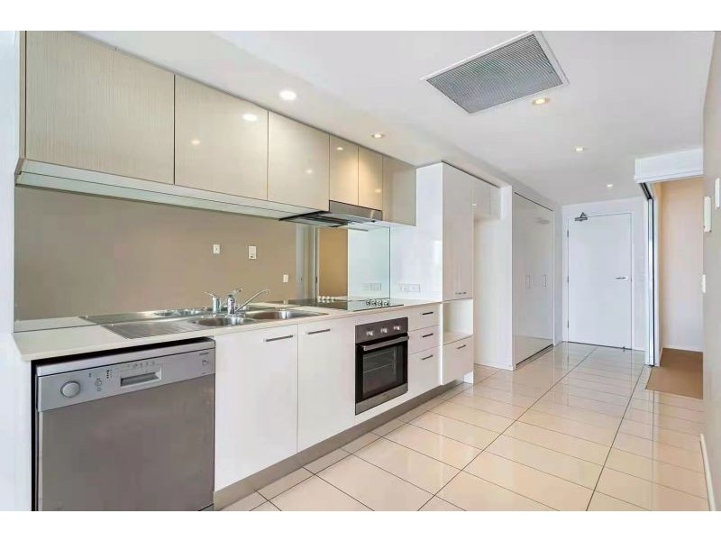 311/30-32 Paradise island, Surfers Paradise QLD 4217