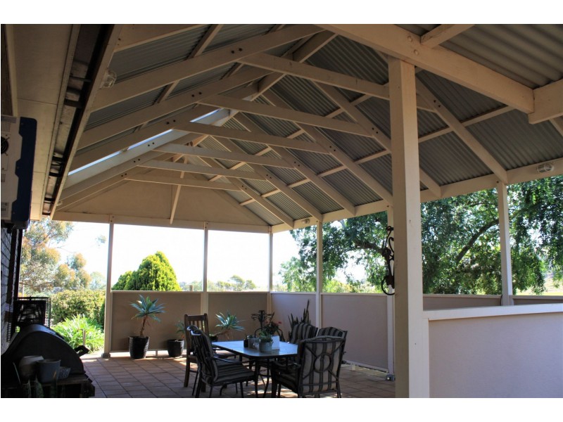 118 Cleve Road, Cleve SA 5640