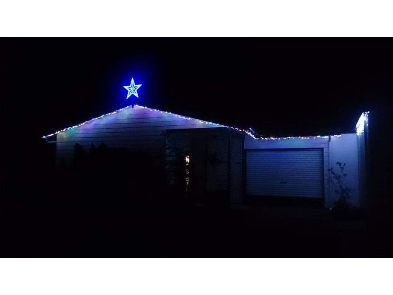 10 Kangaroo st, Bentley Park QLD 4869