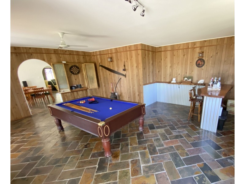 24768 Peak Downs Hwy, Victoria Plains QLD 4751