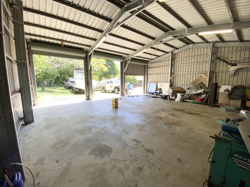 24768 Peak Downs Hwy, Victoria Plains QLD 4751