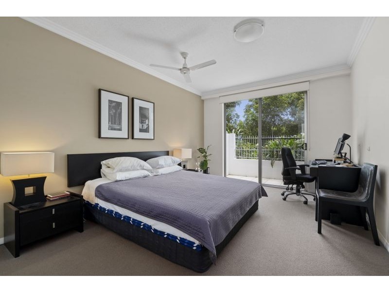 8/1-7 Moores Crescent, Varsity Lakes QLD 4227