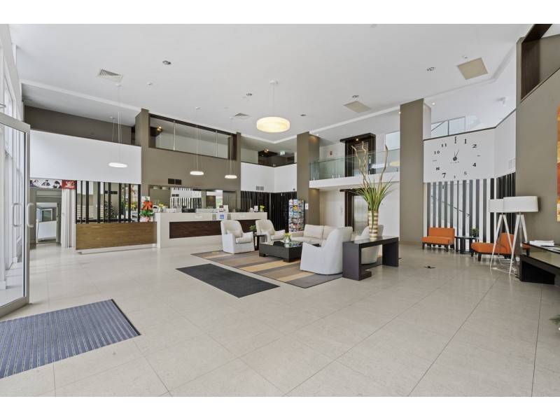 8/1-7 Moores Crescent, Varsity Lakes QLD 4227