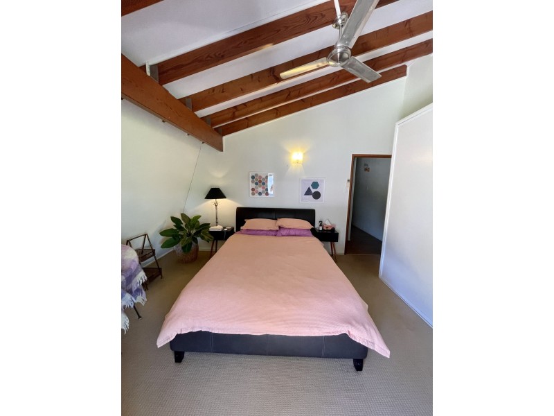 86 Rasmussen Avenue, Hay Point QLD 4740