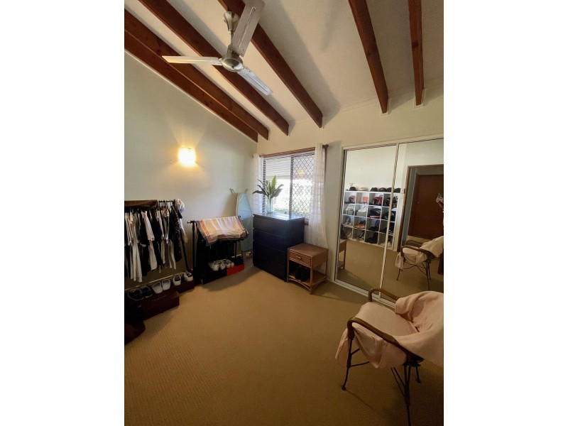 86 Rasmussen Avenue, Hay Point QLD 4740