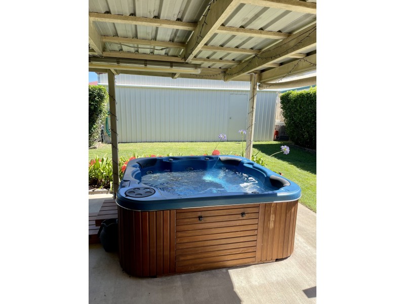 86 Rasmussen Avenue, Hay Point QLD 4740