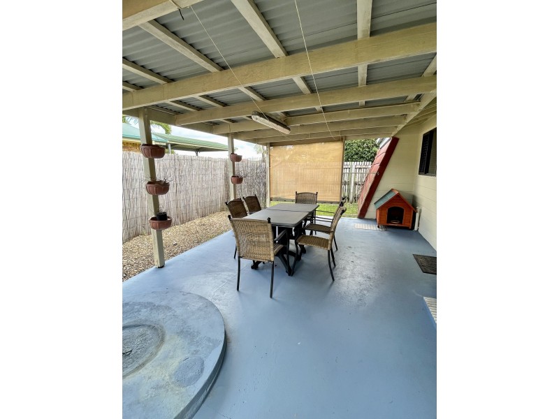 86 Rasmussen Avenue, Hay Point QLD 4740